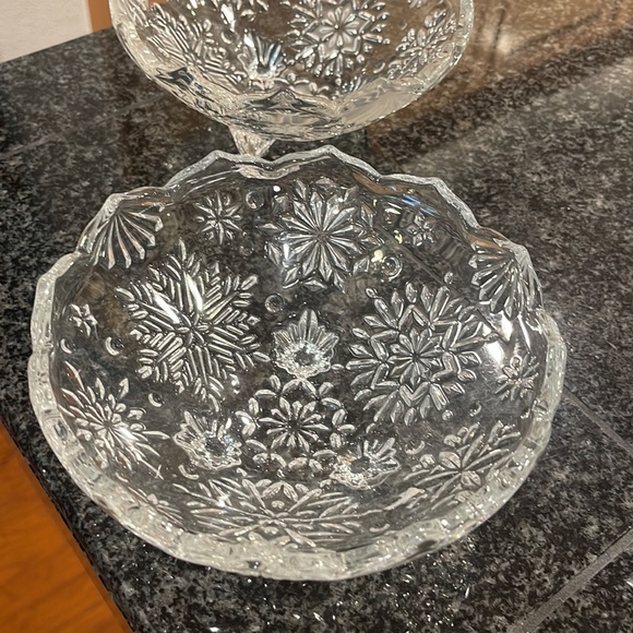 2 Snack Serving Bowls Glass, snack Plates Bowl Serving, - Picture 5 of 10